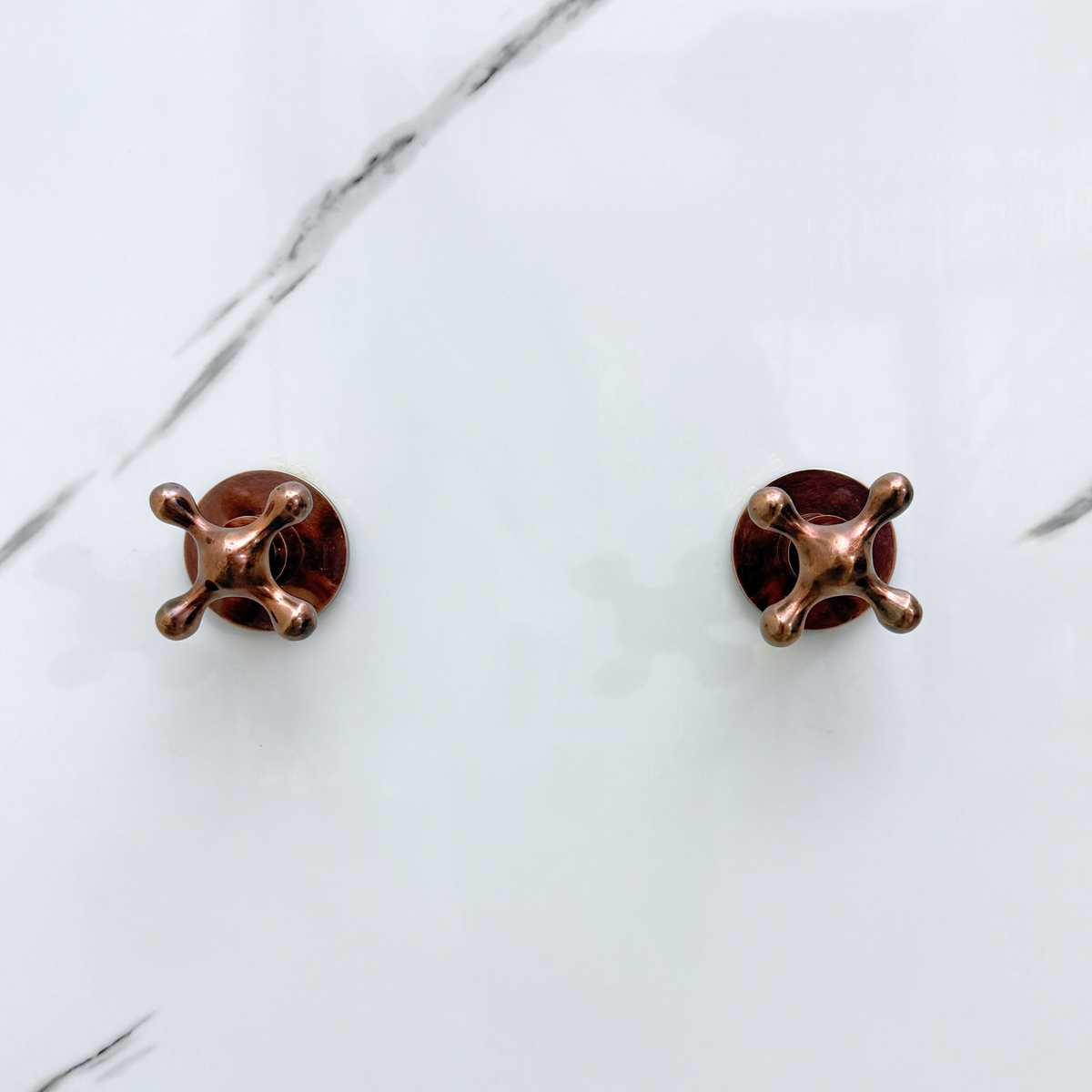 Antique Copper Adjustable Round Rain Shower System — Arcuate arm (ACCSS-003) — detail view 10