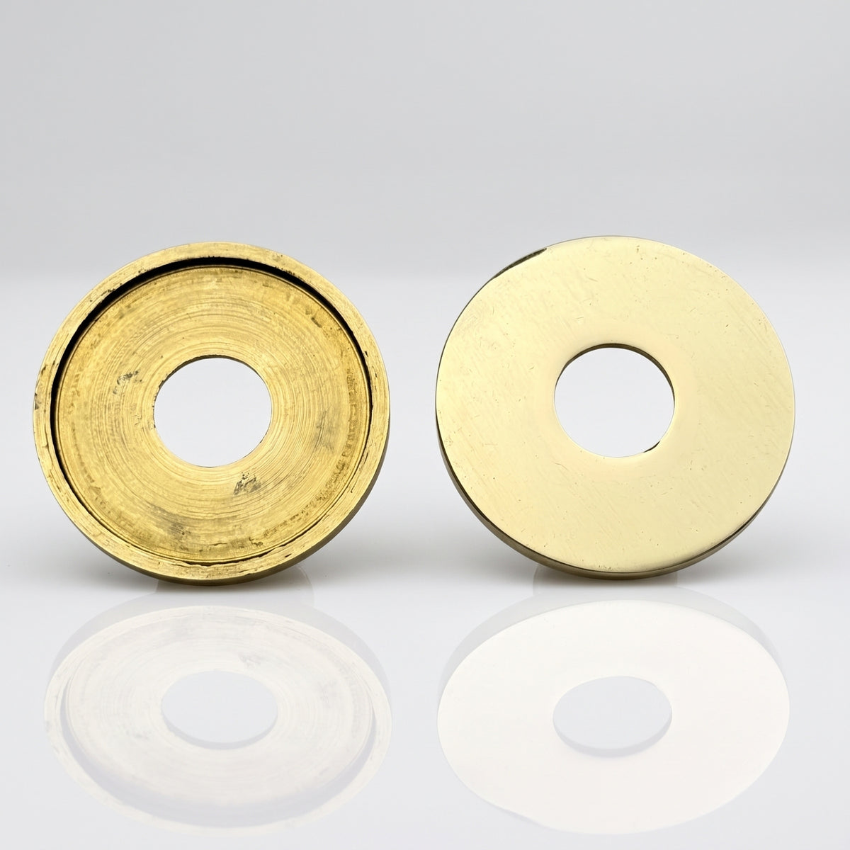 Unlacquered Brass Flat Face Plates for Wall Mount Faucets, 1/2 inch Solid Brass Flat Escutcheons