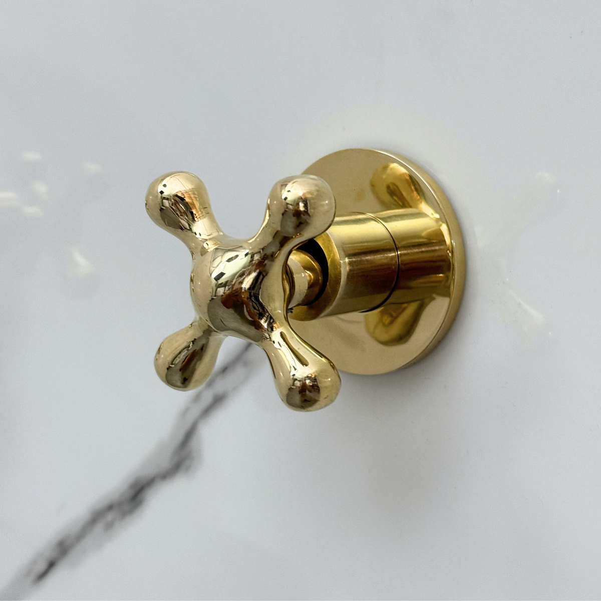 Unlacquered Brass Round Rain Shower System — Short arm (UBCSS-008) — detail view 11